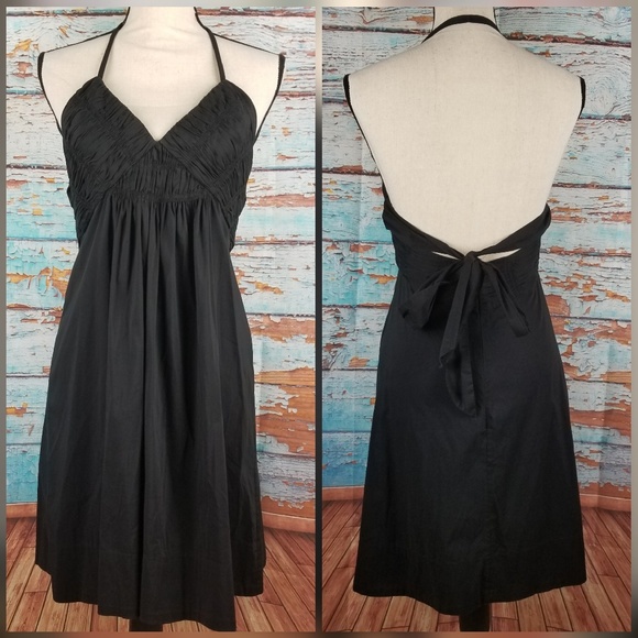 BCBGMaxAzria Dresses & Skirts - Sz M BCBG ruched bodice black halter dress